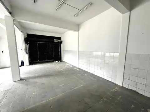 Local en Venta 70 años