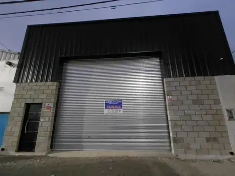 ALQUILER DE GALPON en  Rta 8