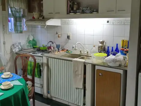 Depto Tipo Casa en Venta 104 años
