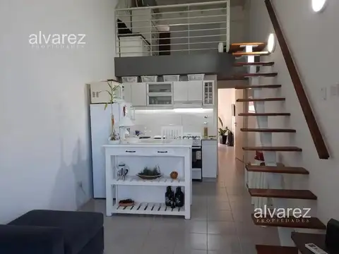 Depto Tipo Casa en Venta de 2 ambientes