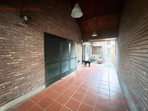 Casa en Venta en Adrogue, USD 260.000