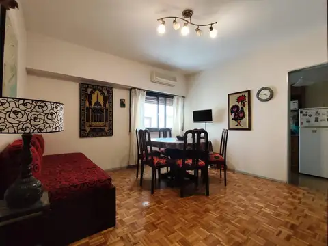 Barrio Norte - Luminoso 2 Amb. con Balcón