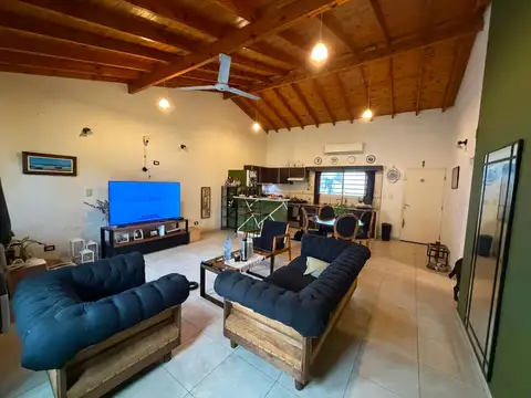 Casa en Alquiler en El Palomar, $ 1.200.000