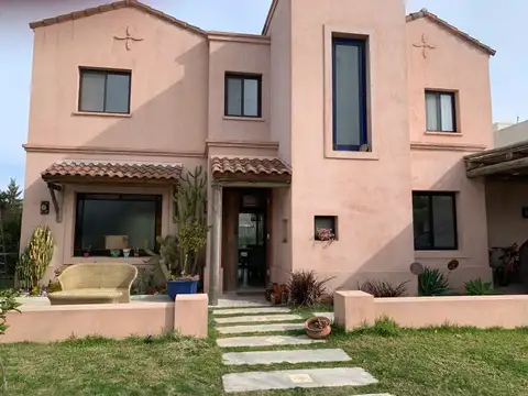 Casa  en Alquiler en Santa Teresa, Villanueva, Tigre