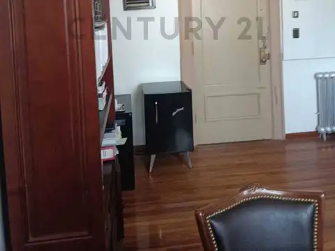 San Martín 300, Piso 4