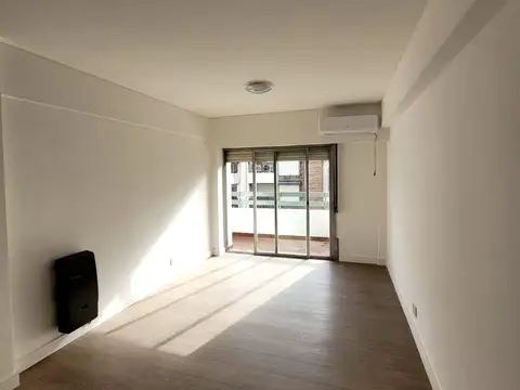 Mendoza 1500, Piso 4