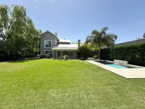 Casa en Venta 6 amb en B° El Mirasol V Rosa Pilar