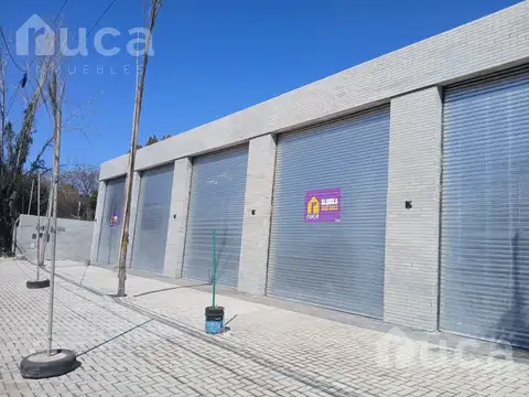 Amplios Locales Comerrciales en alquiler - Pilar