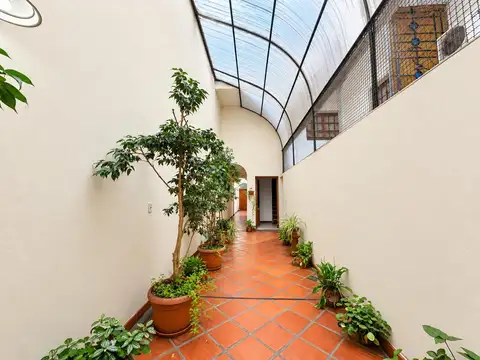 Depto Tipo Casa en Venta de 2 ambientes