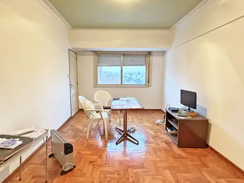 DEPARTAMENTO 3 AMBIENTES CON BALCON A 1 CUADRA ESTACION COGHLAN