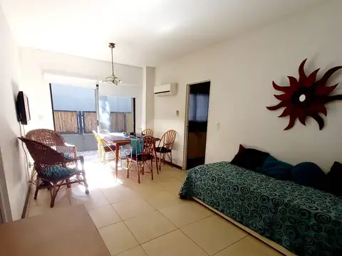 Paseo Victorica 400, Piso PB