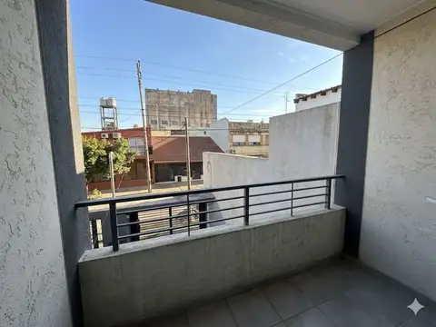 Las Heras 900