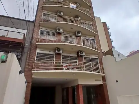 Departamento en Alquiler en Monte Castro, Capital Federal