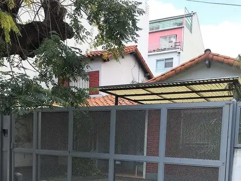 Casa en Venta en Adrogue, USD 400.000