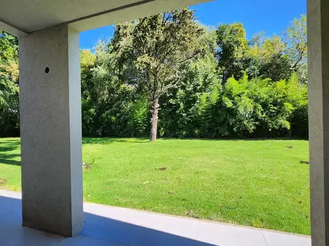 Venta Casa a Estrenar 5 Ambientes Sin Expensas