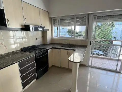 Departamento en Alquiler en Villa Luro, $ 1.600.000
