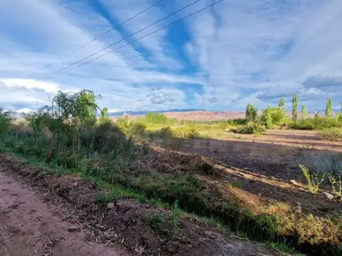 VENTA TERRENO 1.800 M2 BARREAL. ZONA PREMIUM