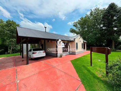 Casa en Venta con 2 cocheras