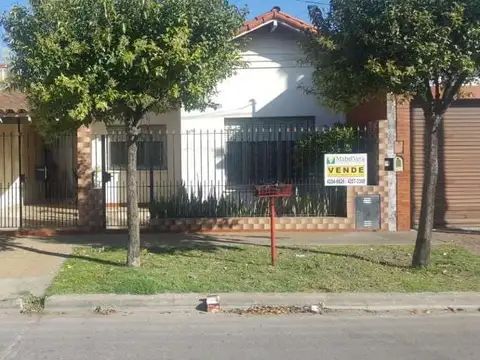 Casa  en Venta ubicado en Quilmes Oeste, Quilmes, G.B.A. Zona Sur