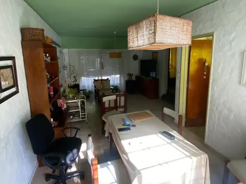 Depto Tipo Casa en Venta de 4 ambientes