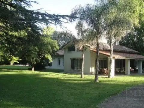 Casa sobre importante lote de 5.500m² en Highland Park, Las Campanillas 1470