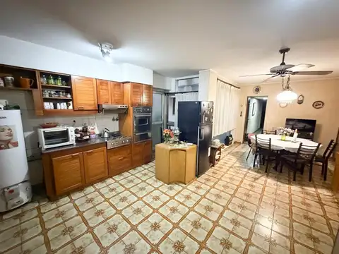Departamento en Venta en Flores, USD 215.000