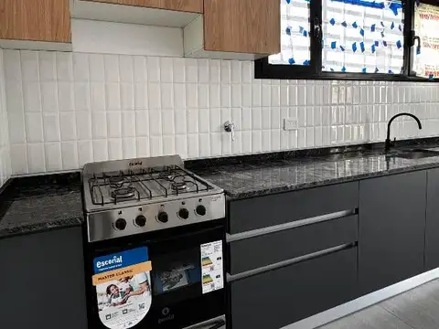 CASA EN VENTA - MERLO