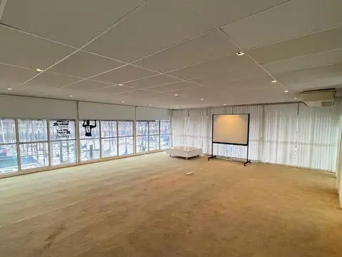 Oficina Monoambiente con 2 baños