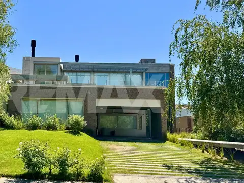 Casa en Venta en Neuquen, Confluencia