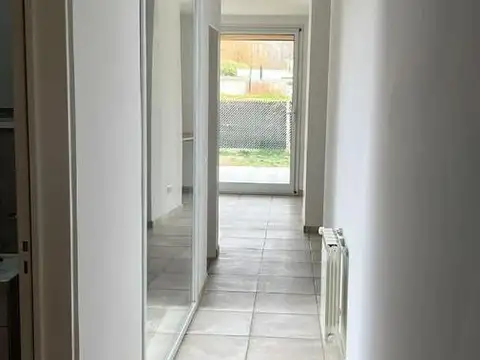 VENTA CASA de tres dormitorios en B° FINCA COSTA SERENA