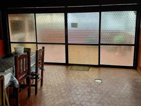 Depto Tipo Casa 2 ambientes con 1 baño