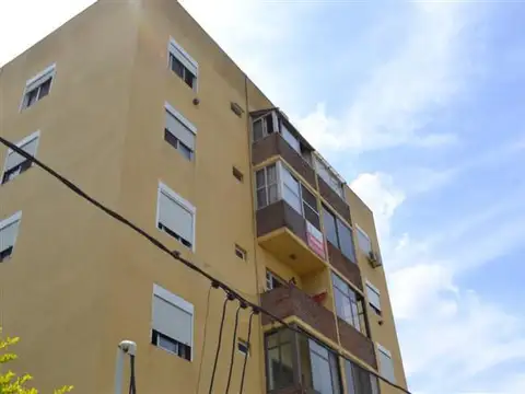 12 esq 525 bis Nº679