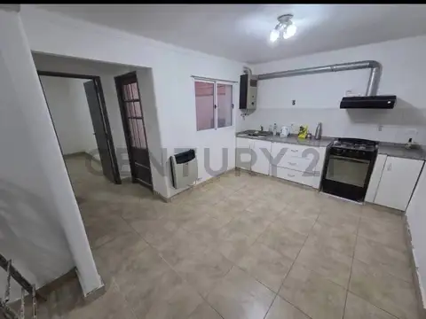 OPORTUNIDAD PH 1 DORMITORIO– YRIGOYEN 527