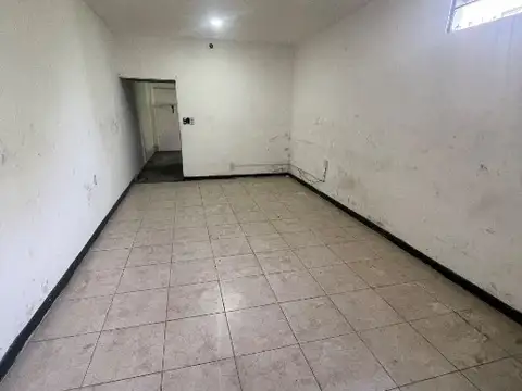 Local en Alquiler Via Púb.