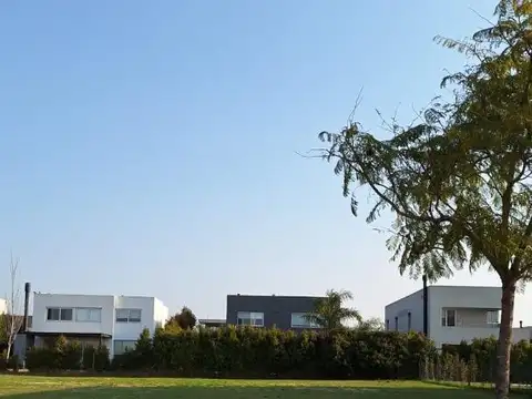 Lote interno de 502m2 en venta en el Bº Castaños de Nordelta