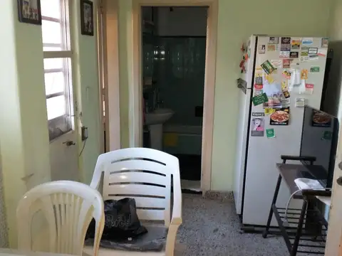 Casa 4 dormitorios, jardín, cochera x 2. Olivos