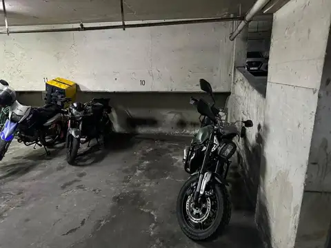 COCHERA VENTA BALVANERA AMPLIO ESPACIO Y RAMPA