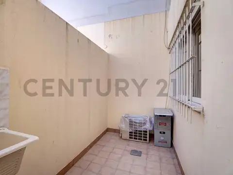 Cañada de Gomez 1900, Piso 0