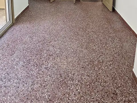 Depto Tipo Casa en Alquiler de 1 dormitorio