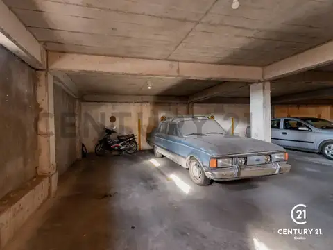 VENTA COCHERA EN ECHESORTU