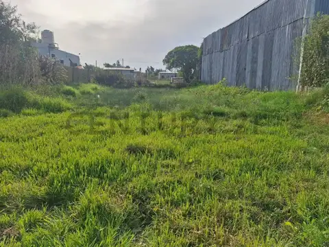 476 entre 5 y 6, City Bell. Lote en venta