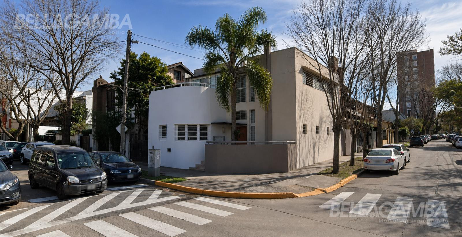 CASA VENTA LA LUCILA 5 AMBIENTES PARRILLA PATIO PISCINA