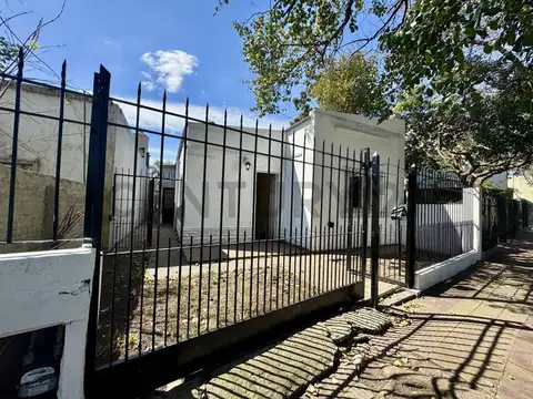 Casa en venta 4 ambientes, Leloir Nº754, Tempreley