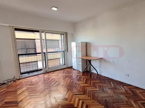 Av Maipu 2400, Piso 8°
