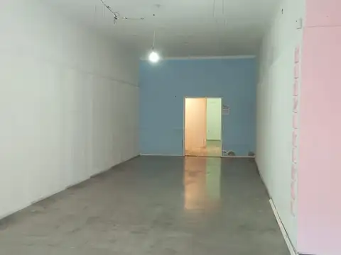 Local en Alquiler en Caseros, $ 2.700.000