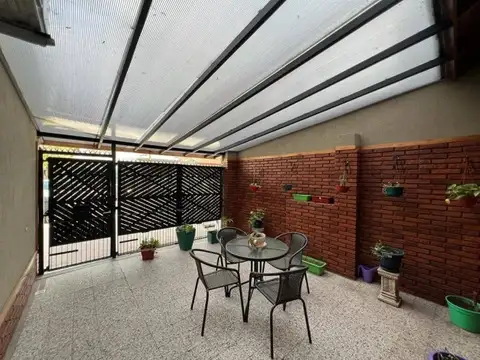 Depto Tipo Casa en Venta de 3 ambientes