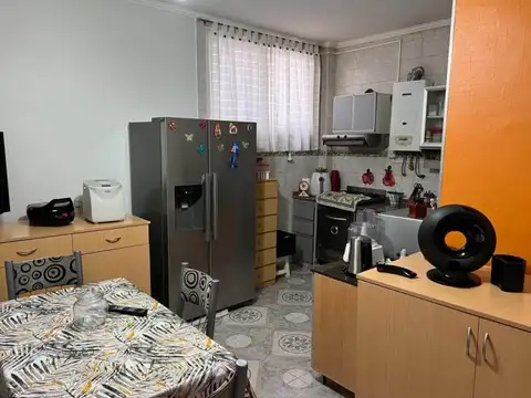 Depto Tipo Casa en Venta con 1 cocheras