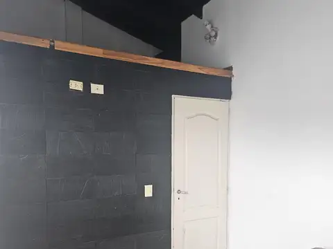 OTTONE DE ASCONAPE 300, Piso 2