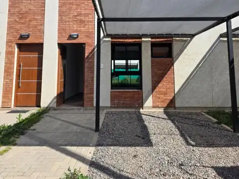 Casa en Alquiler en Docta, $ 900.000