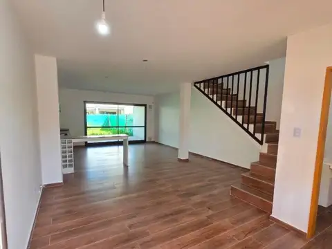 Casa en Alquiler de 2 dormitorios